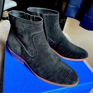 Black Suede Puncture Booties 9.5 Like New